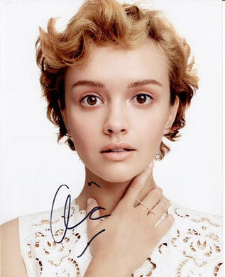 Olivia Cooke 2