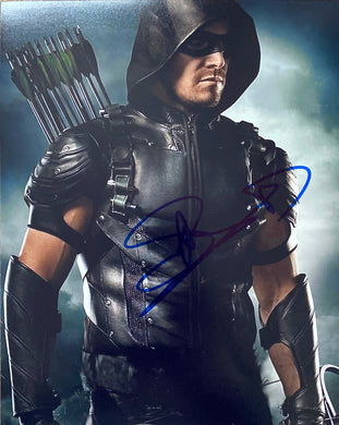 Stephen Amell 3